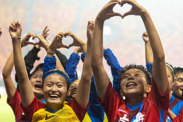 德罗布尼克遭遇左手舟骨骨折